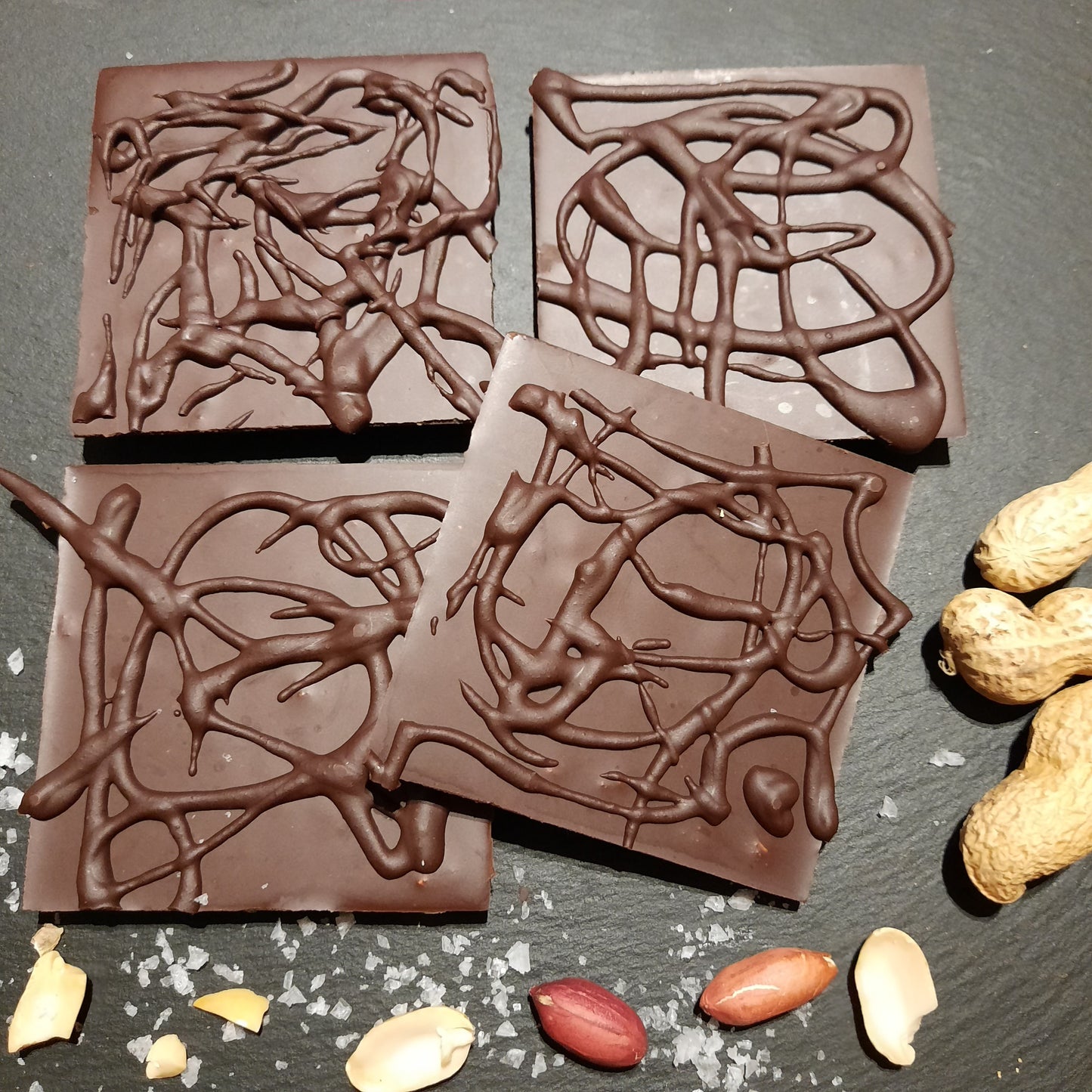 Raw, vegan (dairy free, plant based), palm oil free, gluten free, cane sugar free, soya free