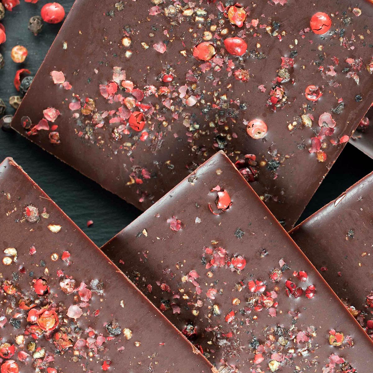 Cornwall's Chocolate Cove plant based, soya, palm oil, cane sugar and gluten free chocolate. Salty Cracked Pepper & Caramel